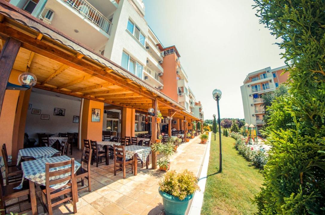 Grand Resort - Imperial Crown Fort Club - Prestige Apartments النايت المظهر الخارجي الصورة