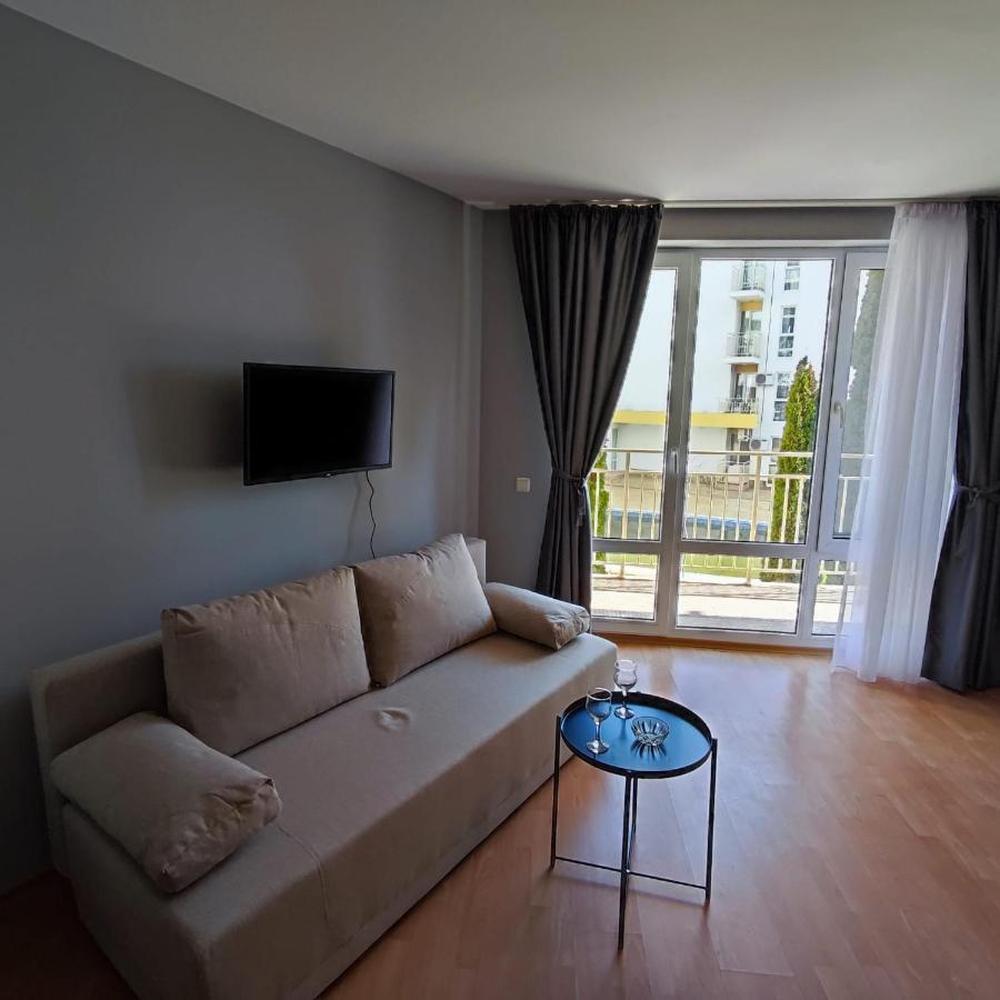 Grand Resort - Imperial Crown Fort Club - Prestige Apartments النايت المظهر الخارجي الصورة
