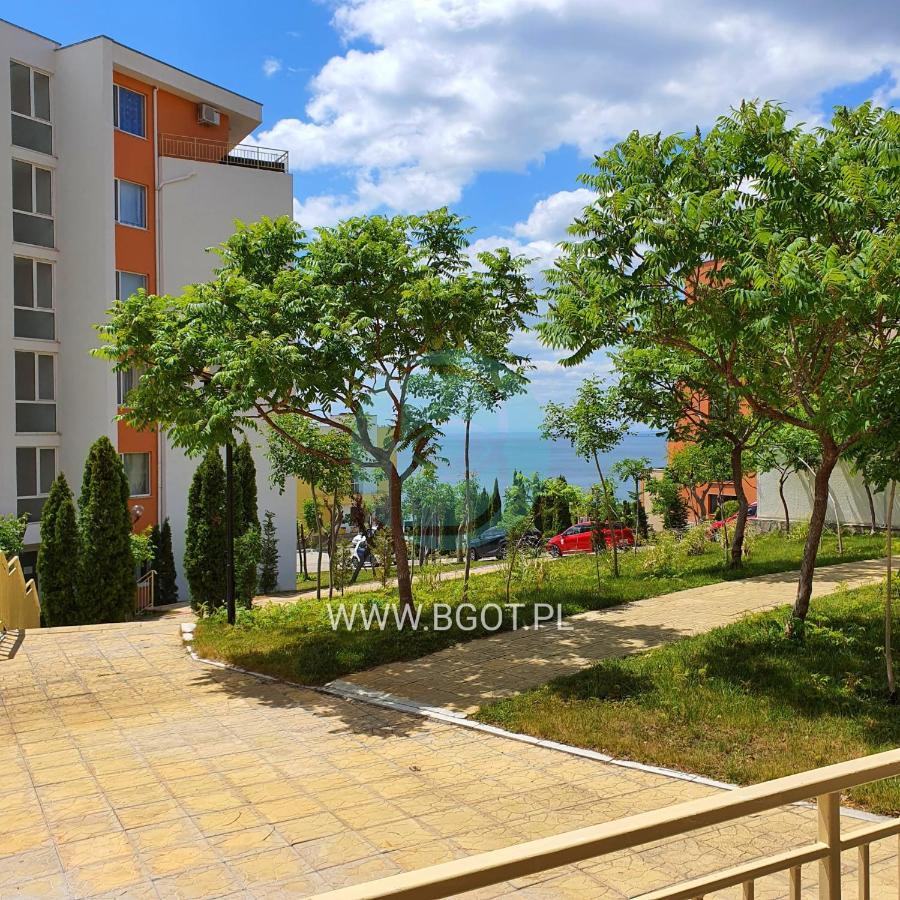 Grand Resort - Imperial Crown Fort Club - Prestige Apartments النايت المظهر الخارجي الصورة