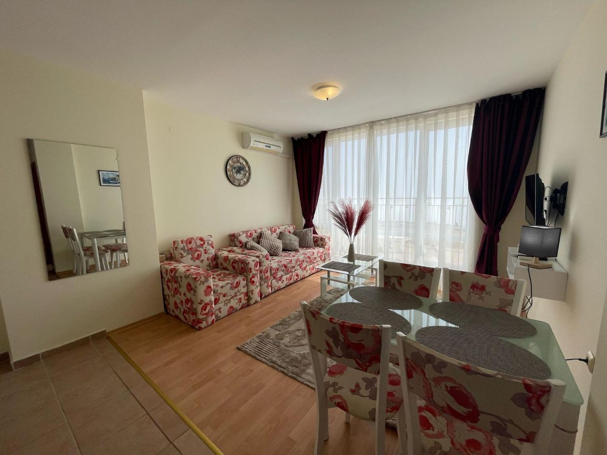 Grand Resort - Imperial Crown Fort Club - Prestige Apartments النايت الغرفة الصورة